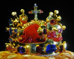 https://commons.wikimedia.org/wiki/File:CrownBohemia3.jpg  K. Pacovsky Own work (CC BY-SA 4.0)
