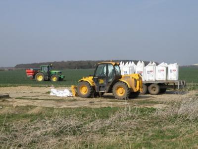 Michael Trolove, Creative Commons Attribution-Share Alike 2.0 Generic.  https://commons.wikimedia.org/wiki/File:Fertiliser_application_to_Oil_Seed_Rape_-_geograph.org.uk_-_1218472.jpg